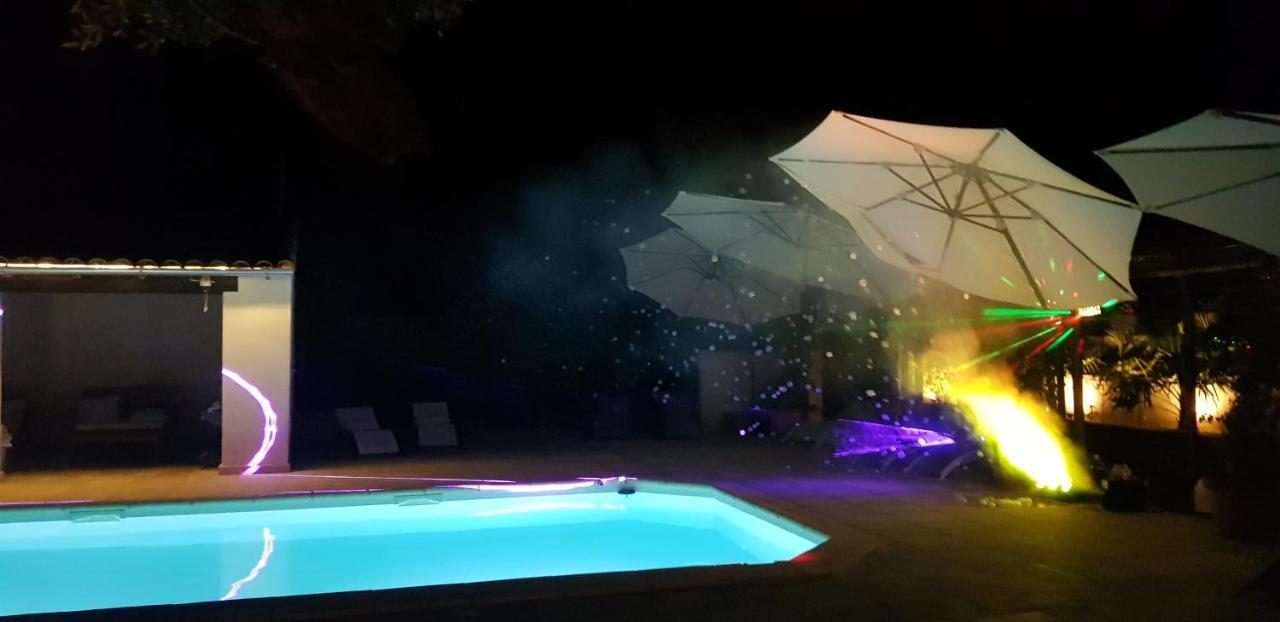 Les Gites De L'Arbousier Quissac  エクステリア 写真