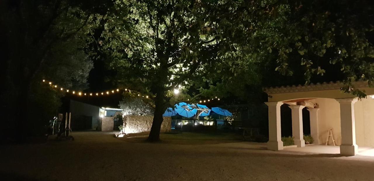 Les Gites De L'Arbousier Quissac  エクステリア 写真